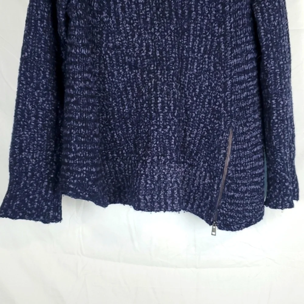 Anthro Moth Brand Blue Marled Knit Asymmetrical Zip‎ Hem Sweater